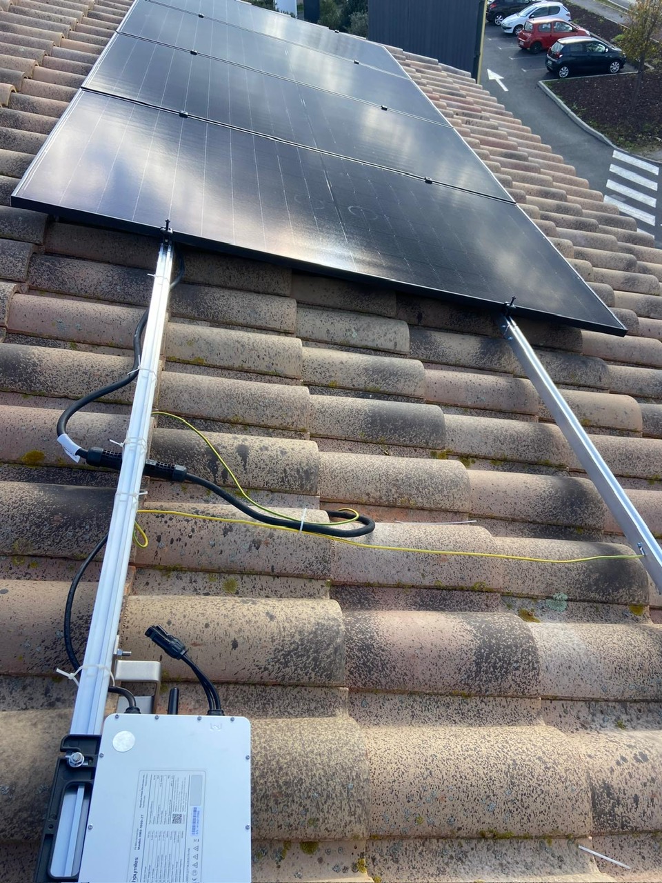 panneaux-photovoltaiques-toit-installation-agde